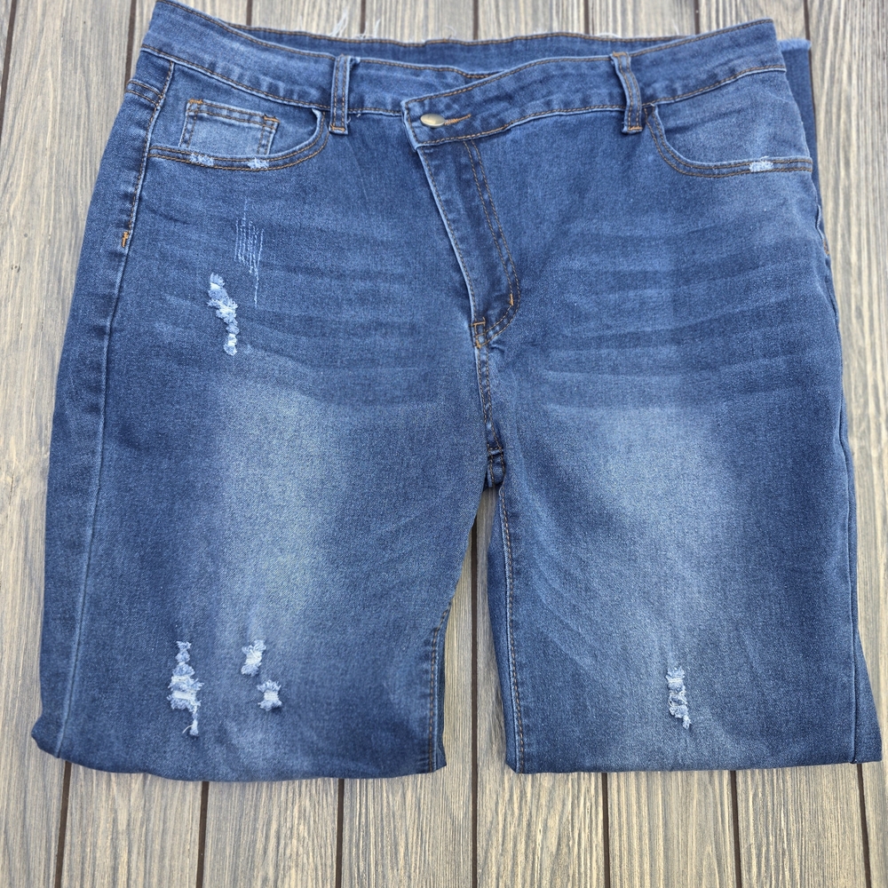 Women's Classic Blue Straight Leg Jeans